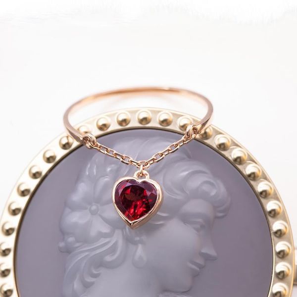 cluster rings designer original inlaid heart-shaped natural garnet opening adjustable chain ring retro elegant light luxury charm jeweler, Golden;silver
cluster rings designer original inlaid heart-shaped natural garnet opening adjustable chain ring retro elegant light luxury charm jeweler, Golden;silver