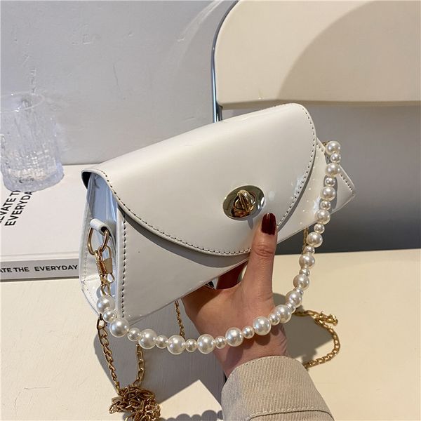 bag fashion 2021 pearl strip handbag square pure sweet simple messenger new female personality small color ijkcg
bag fashion 2021 pearl strip handbag square pure sweet simple messenger new female personality small color ijkcg