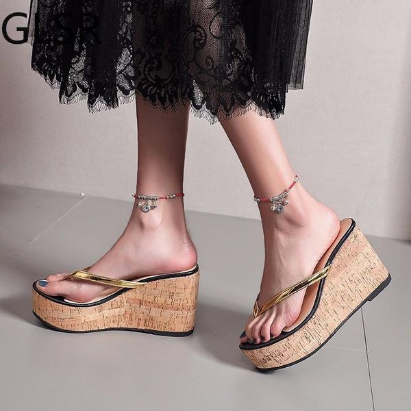 super high heels large size 35-43 platform wedges slippers mules shoes women sandals zapatillas mujer casa, Black
super high heels large size 35-43 platform wedges slippers mules shoes women sandals zapatillas mujer casa, Black