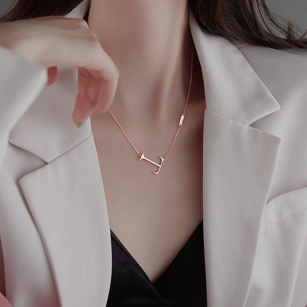 t letter necklace new female niche design feeling collarbone chain contracted temperament, Silver
t letter necklace new female niche design feeling collarbone chain contracted temperament, Silver
