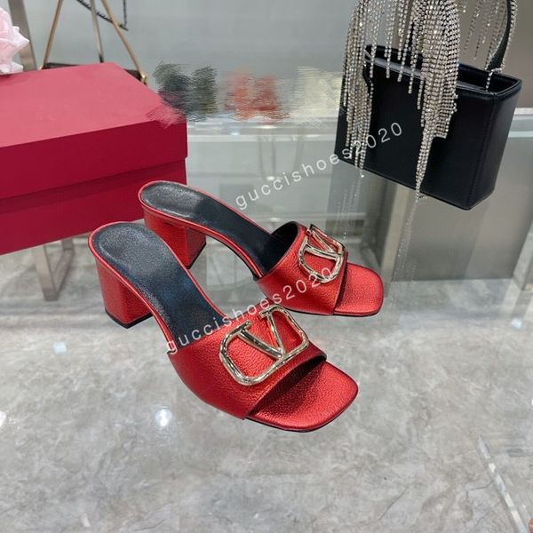 2022 goatskin grosgrain pumps genuine leather pearl high heels dress shoes lady beige white black single shoes size35-42, Black;red
2022 goatskin grosgrain pumps genuine leather pearl high heels dress shoes lady beige white black single shoes size35-42, Black;red