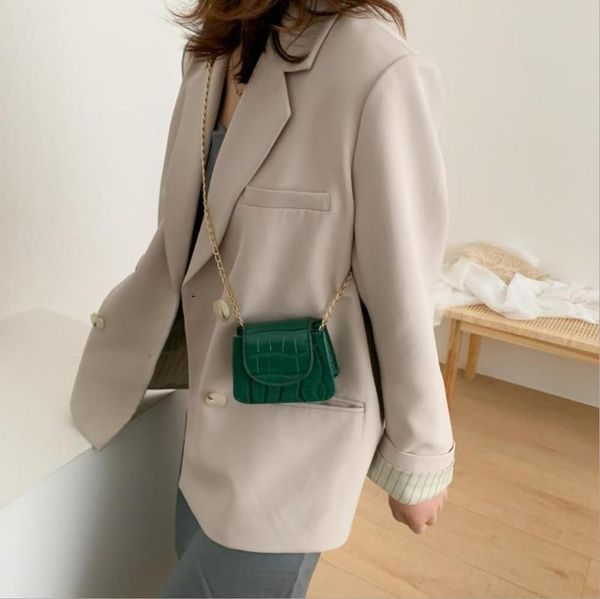 handbag women luxurys designers bags 2021 crossbody bag alligator pattern small l purse multi pochette louisbags_18
handbag women luxurys designers bags 2021 crossbody bag alligator pattern small l purse multi pochette louisbags_18