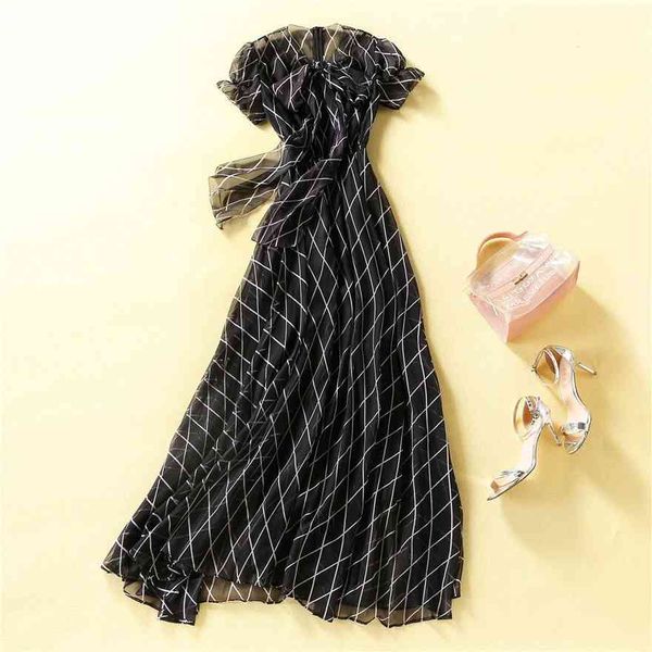 european and american catwalks the latest high-quality stretch waist printed dress, Black
european and american catwalks the latest high-quality stretch waist printed dress, Black