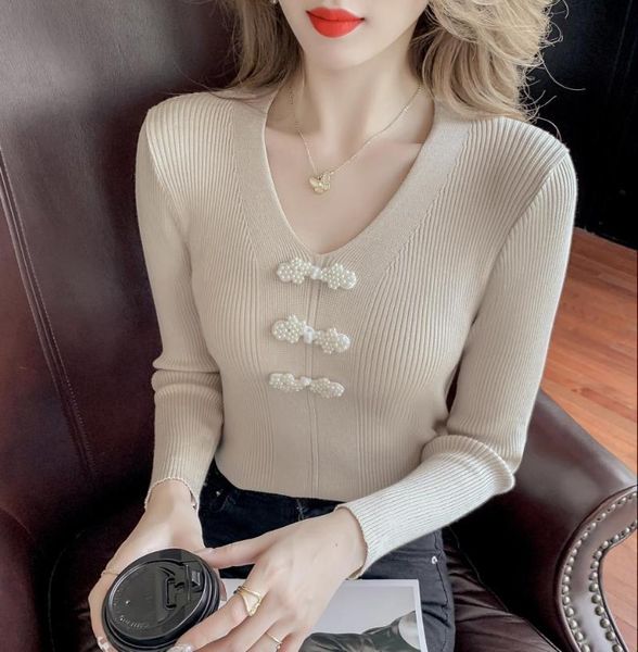 women's sweaters fall/winter 2021 chinese style self-cultivation foreign v-neck long sleeve t-shirt bottoming shirt sweater women., White;black
women's sweaters fall/winter 2021 chinese style self-cultivation foreign v-neck long sleeve t-shirt bottoming shirt sweater women., White;black
