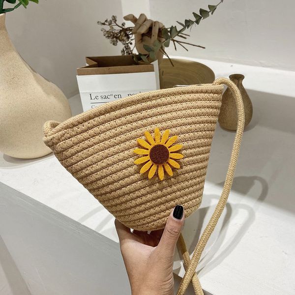 luxury herme handbags and storage summer straw woven female 2021 new d family vegetable basket bucket versatile one shou
luxury herme handbags and storage summer straw woven female 2021 new d family vegetable basket bucket versatile one shou