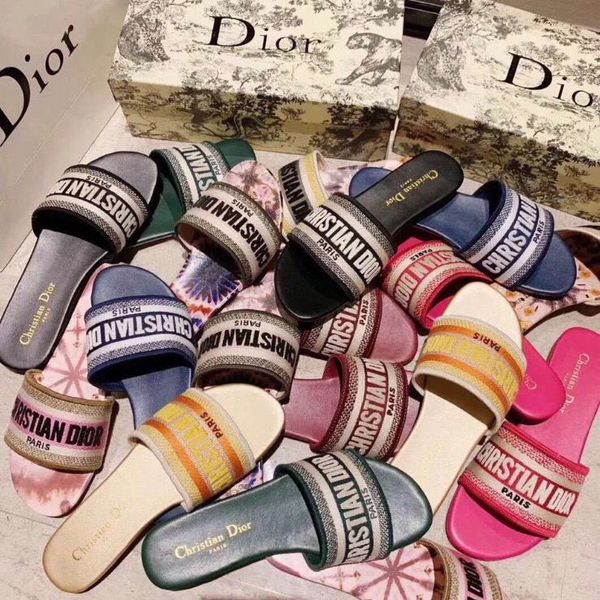 dd leather letter print wear thick heel slippers 2021 summer new women shoes knitting embroidery flat 3j9l, Black
dd leather letter print wear thick heel slippers 2021 summer new women shoes knitting embroidery flat 3j9l, Black