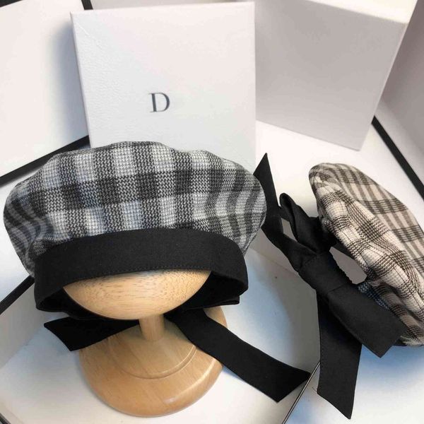 designer autumn bow beret women's foreign style versatile tartan painter's octagonal hat, Blue;gray
designer autumn bow beret women's foreign style versatile tartan painter's octagonal hat, Blue;gray