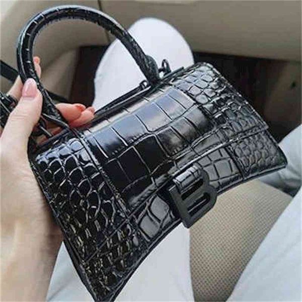 designer handbags spring and 2021 summer net red ashigo same fashion hourglass women's balencaiga bag single shoulder messenger versati
designer handbags spring and 2021 summer net red ashigo same fashion hourglass women's balencaiga bag single shoulder messenger versati