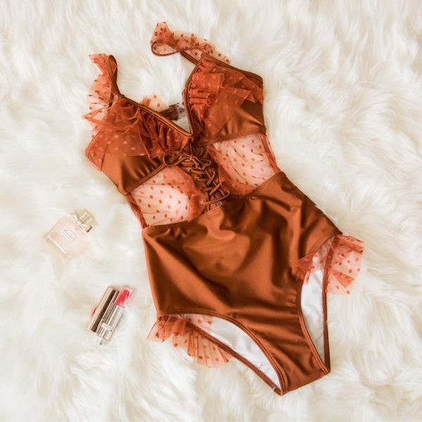 women's one-piece lace small chest, gathering to cover the stomach, showing thin net, red spring holiday suits
women's one-piece lace small chest, gathering to cover the stomach, showing thin net, red spring holiday suits