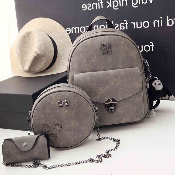 2021 pu leather women's bag leisure fashion backpack college wind student schoolbag trend
2021 pu leather women's bag leisure fashion backpack college wind student schoolbag trend