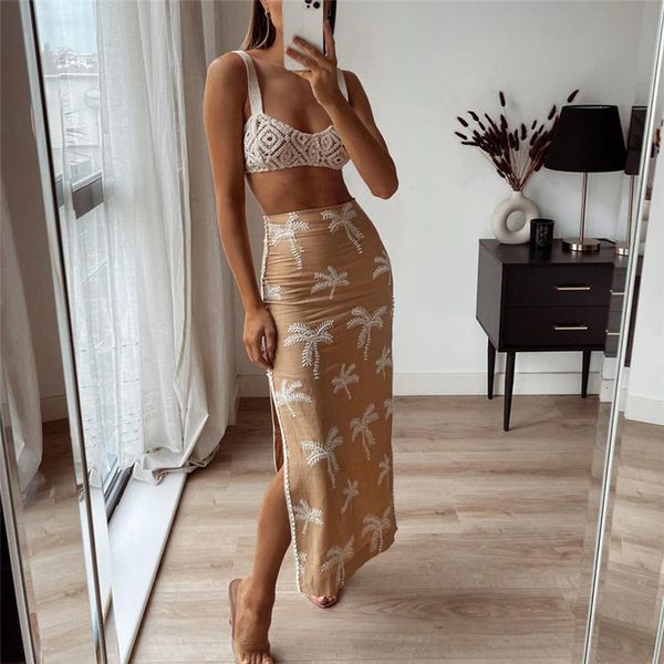 2021 summer camel print mid-calf woman vintage side slit skirt sweet beach-style ladies skirts, Black
2021 summer camel print mid-calf woman vintage side slit skirt sweet beach-style ladies skirts, Black
