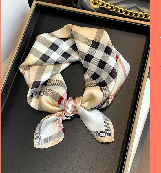 temperament celebrity fashion soft silk british style plaid scarves decoration women's square scarf, Blue;gray
temperament celebrity fashion soft silk british style plaid scarves decoration women's square scarf, Blue;gray