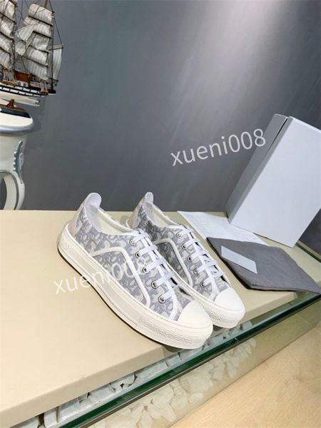 veja esplar sneakers for men suede sports shoe mens leather skates shoes women skate chaussures girls skateboard womens sneaker casual rx211, Red;white
veja esplar sneakers for men suede sports shoe mens leather skates shoes women skate chaussures girls skateboard womens sneaker casual rx211, Red;white