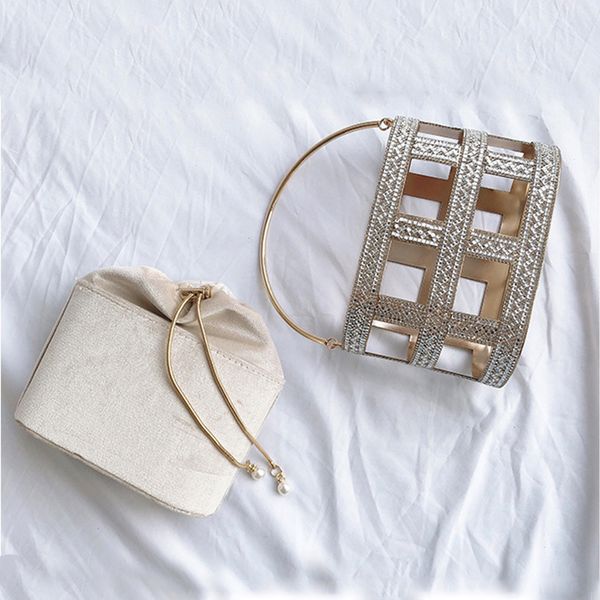 luxury wedding clutch elegant handmade diamonds hollow out metal cage party purse evening bag
luxury wedding clutch elegant handmade diamonds hollow out metal cage party purse evening bag