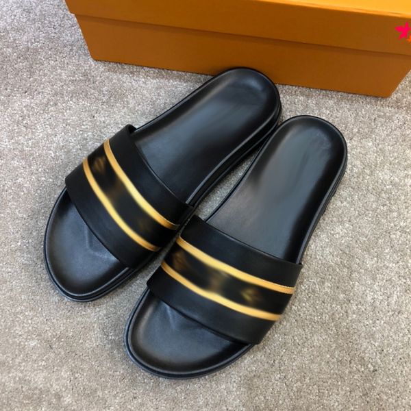 2021 slipper designer slide summer sandals fashion men beach indoor flat flip flops leather luxurys shoes mens slippers with box size 39-45, Black
2021 slipper designer slide summer sandals fashion men beach indoor flat flip flops leather luxurys shoes mens slippers with box size 39-45, Black