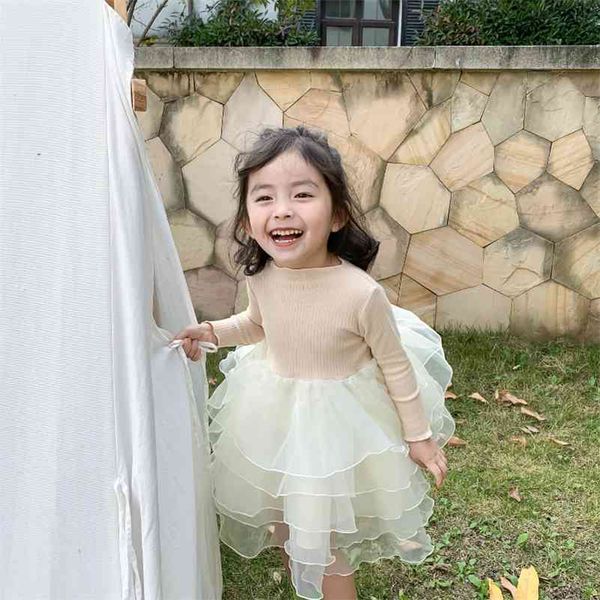 spring autumn fashion girls mesh ball gown baby girl princess dress 3 colors patchwork party clothes 210708, Red;yellow
spring autumn fashion girls mesh ball gown baby girl princess dress 3 colors patchwork party clothes 210708, Red;yellow