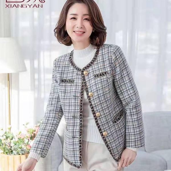women's jackets women 2021 spring autumn fashion o-neck plaid female middle-aged slim coats ladies single breasted short outerwear w244, Black;brown
women's jackets women 2021 spring autumn fashion o-neck plaid female middle-aged slim coats ladies single breasted short outerwear w244, Black;brown