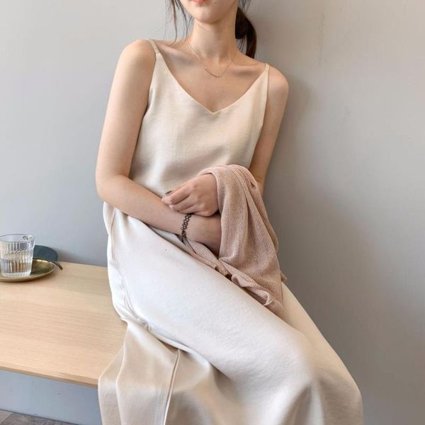 Casual Dresses Women solid color midi dress strap adjust sleeveless korean fashion lady elegant vestido 0620 0SR8, Black;gray
Casual Dresses Women solid color midi dress strap adjust sleeveless korean fashion lady elegant vestido 0620 0SR8, Black;gray