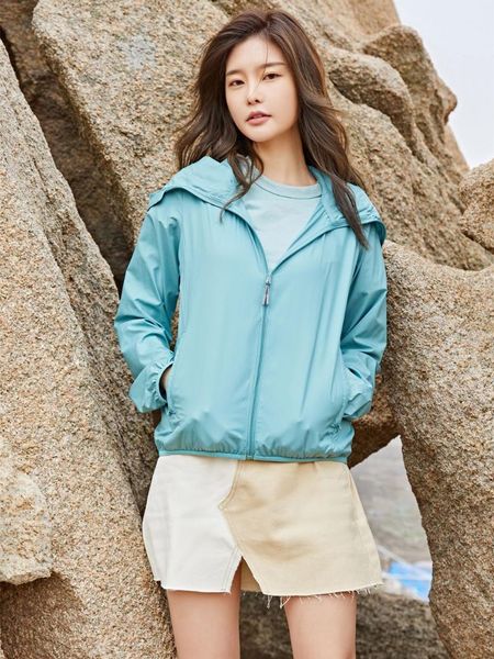 women's jackets summer sunscreen clothing sun protection hooded thin sports coat, Black;brown
women's jackets summer sunscreen clothing sun protection hooded thin sports coat, Black;brown