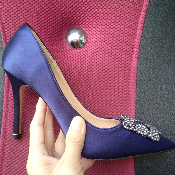 dress shoes satin cloth black rhinestones high woman pumps basic diamond heels work fashion party women x2df
dress shoes satin cloth black rhinestones high woman pumps basic diamond heels work fashion party women x2df