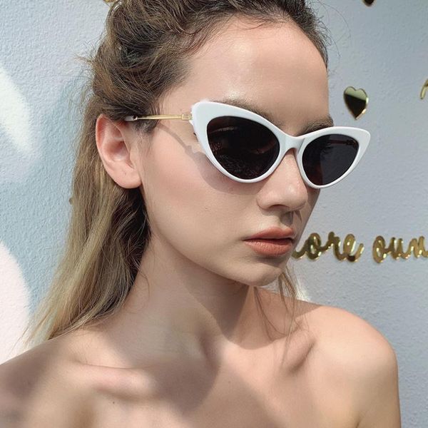 outdoor eyewear cat eye acetate white frame sunglasses women fashion style whit diamond temple
outdoor eyewear cat eye acetate white frame sunglasses women fashion style whit diamond temple
