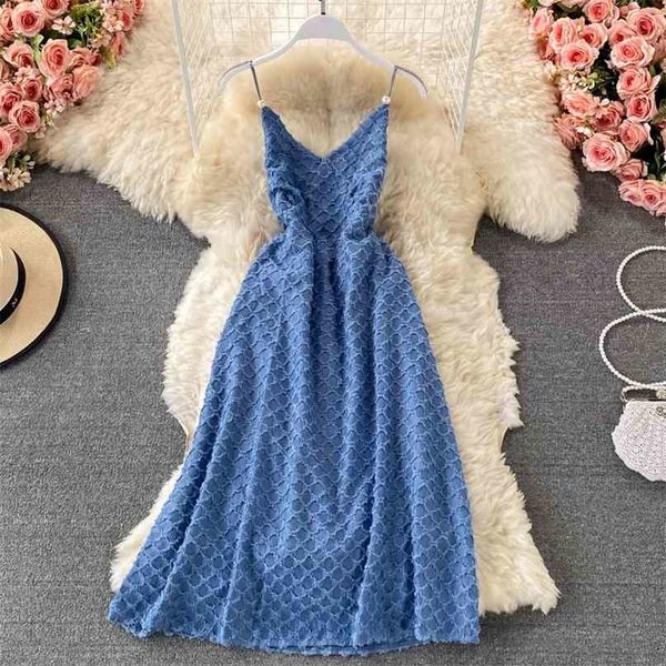 french retro elegant dress women summer v-neck plaid a line party dresses ladies spaghetti strap white long robe vestidos 210525, Black;gray
french retro elegant dress women summer v-neck plaid a line party dresses ladies spaghetti strap white long robe vestidos 210525, Black;gray