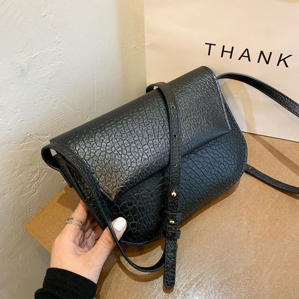 handbag women luxurys designers bags 2021 crossbody bag retro soft leather slanti purse multi pochette louisbags_18
handbag women luxurys designers bags 2021 crossbody bag retro soft leather slanti purse multi pochette louisbags_18