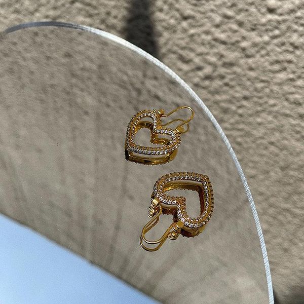 hoop & huggie vsnow exquisite bling rhinestone hollow out earring for women textured love heart gold metallic jewellery, Golden;silver
hoop & huggie vsnow exquisite bling rhinestone hollow out earring for women textured love heart gold metallic jewellery, Golden;silver