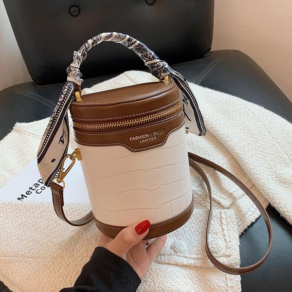 evening bags solid color bucket bag small crossbody 2021 pu leather women's designer handbag lady totes shoulder
evening bags solid color bucket bag small crossbody 2021 pu leather women's designer handbag lady totes shoulder