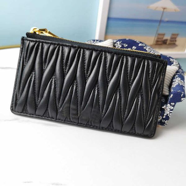 ladies pocket wallet zipper closure pattern coin bag quality hand bag stripes leather handbag flap card bag
ladies pocket wallet zipper closure pattern coin bag quality hand bag stripes leather handbag flap card bag