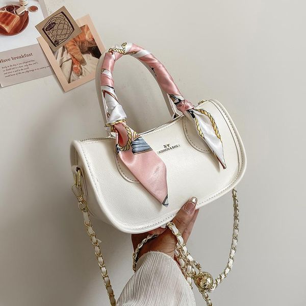 evening bags niche design high-end bag women all-match 2021 fashion chain messenger handbag square shoulder width: 21cm
evening bags niche design high-end bag women all-match 2021 fashion chain messenger handbag square shoulder width: 21cm