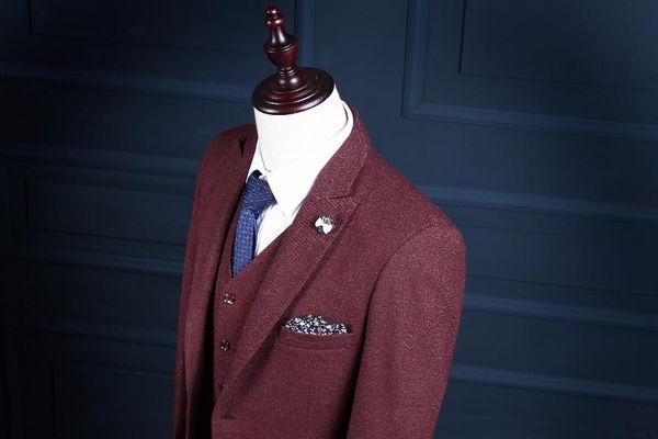 men's suits & blazers fad latest coat pant designs burgundy tweed men suit groom tuxedo terno slim fit style custom 3 piece blazer masc, White;black
men's suits & blazers fad latest coat pant designs burgundy tweed men suit groom tuxedo terno slim fit style custom 3 piece blazer masc, White;black