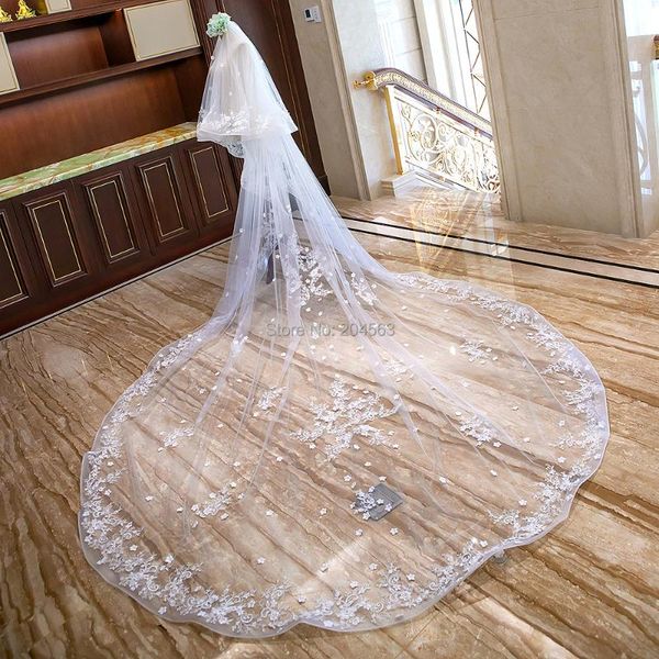 bridal veils stunning two-layer luxury lace wedding veil with star flowers 4 meters long comb, Black
bridal veils stunning two-layer luxury lace wedding veil with star flowers 4 meters long comb, Black
