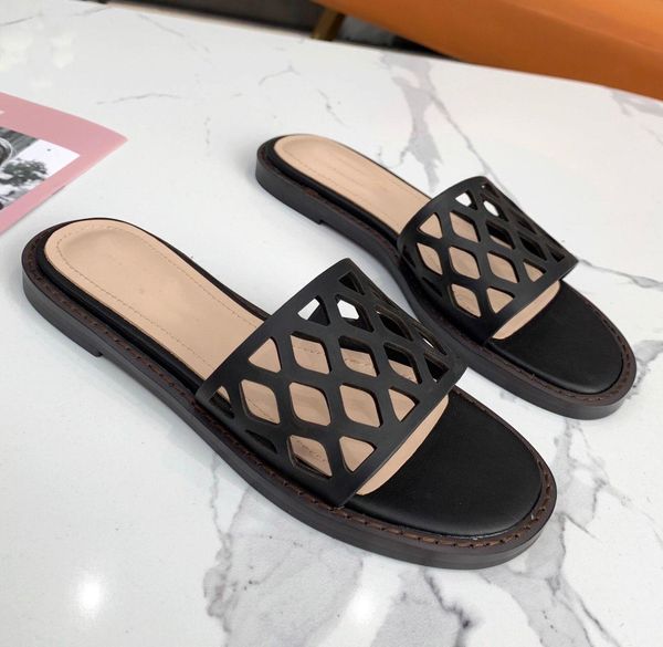 dway montaigne rhyton ace women sandals with dust baby flural blossoming snake print slide summer wide flat sandals slipper designer channel, Black;grey
dway montaigne rhyton ace women sandals with dust baby flural blossoming snake print slide summer wide flat sandals slipper designer channel, Black;grey
