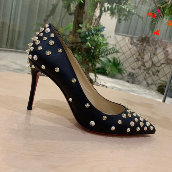 2021 good quality fashion women luxurys designers shoes designer sandals womens luxury high heels sandal dress shoess with box size 35-41 -l, Black
2021 good quality fashion women luxurys designers shoes designer sandals womens luxury high heels sandal dress shoess with box size 35-41 -l, Black