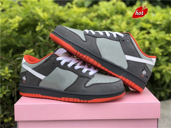 shoes s b staple nyc pigeon low skateboard men women medium white dark grey dove footwear women 36-46
shoes s b staple nyc pigeon low skateboard men women medium white dark grey dove footwear women 36-46