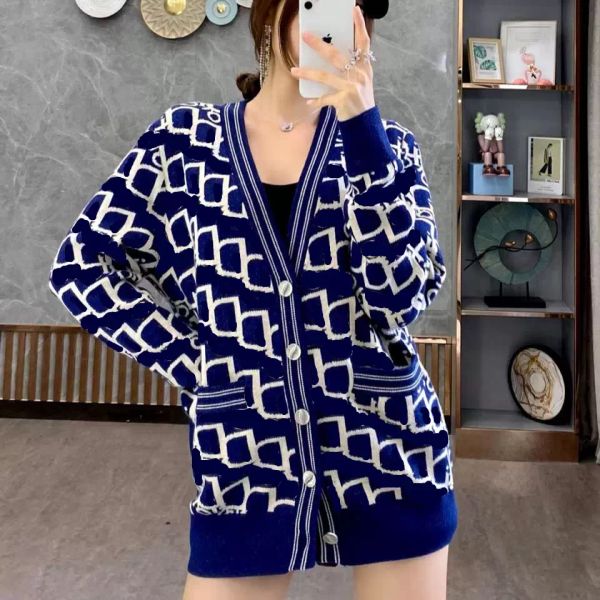 designer women's knits cardigan blue black v-neck long sleeve full d letter top, White
designer women's knits cardigan blue black v-neck long sleeve full d letter top, White