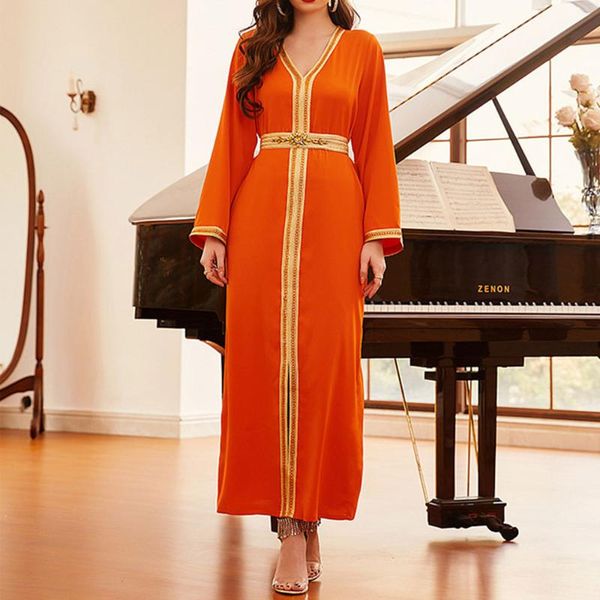 ethnic clothing 2021 autumn winter womens dress solid color v-neck fashion temperament simplicity muslim long sleeve ladies, Red
ethnic clothing 2021 autumn winter womens dress solid color v-neck fashion temperament simplicity muslim long sleeve ladies, Red