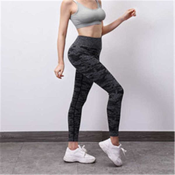 tracksuits 2021 camouflage seamless yoga pants with high waist hip lift, elastic thin, sports and fitness leggings, Gray
tracksuits 2021 camouflage seamless yoga pants with high waist hip lift, elastic thin, sports and fitness leggings, Gray