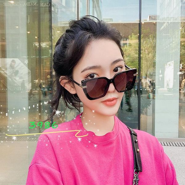 sunglasses yj3986 2021 fashion oversize gradient for women vintage alloy frame rivet square sun glasses female elegant shades, White;black
sunglasses yj3986 2021 fashion oversize gradient for women vintage alloy frame rivet square sun glasses female elegant shades, White;black