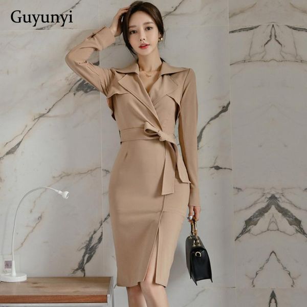 casual dresses khaki office lady dress 2021 autumn winter warm high waist slim long sleeve simple suit collar women's party, Black;gray
casual dresses khaki office lady dress 2021 autumn winter warm high waist slim long sleeve simple suit collar women's party, Black;gray