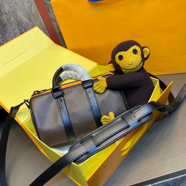 fashion men handbag shoulder bag men handbags cross body bags zoom with friends cartoon character knitted doll
fashion men handbag shoulder bag men handbags cross body bags zoom with friends cartoon character knitted doll
