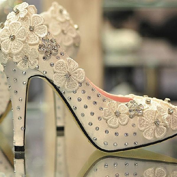 spring and autumn lace 4 inches heel platform high-heeled satin white wedding shoes fashion women party prom dress, Black
spring and autumn lace 4 inches heel platform high-heeled satin white wedding shoes fashion women party prom dress, Black