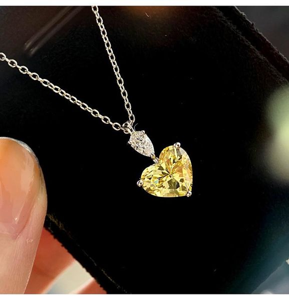 pendant necklaces 925 silver love heart white zircon z powder citrine necklace jewelry wholesale
pendant necklaces 925 silver love heart white zircon z powder citrine necklace jewelry wholesale