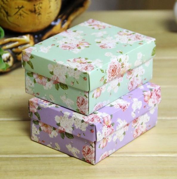 gift wrap 30pcs 6.5*6.5*3.8cm/10.5*8*4.5cm green/purple cardboard paper candy box with lid diy carton craft for birthday party
gift wrap 30pcs 6.5*6.5*3.8cm/10.5*8*4.5cm green/purple cardboard paper candy box with lid diy carton craft for birthday party