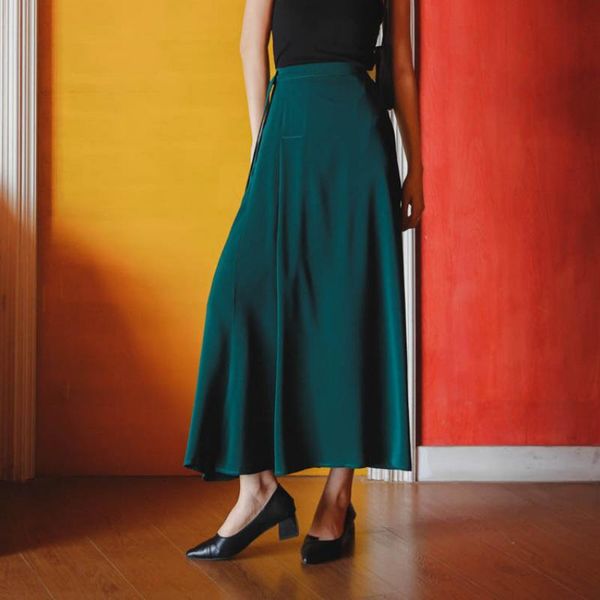 skirts 2021 korean fashion summer style retro solid color black green orange female mid-length skirt casual high-waist a-line
skirts 2021 korean fashion summer style retro solid color black green orange female mid-length skirt casual high-waist a-line