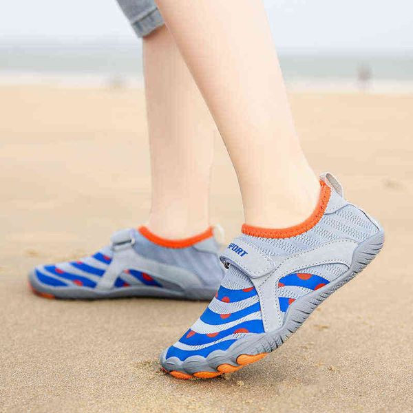 boy girl elastic wearproof water sports shoes non slip children beach swimming shoes quick-dry breathable upstream wading shoes 211112, Black
boy girl elastic wearproof water sports shoes non slip children beach swimming shoes quick-dry breathable upstream wading shoes 211112, Black