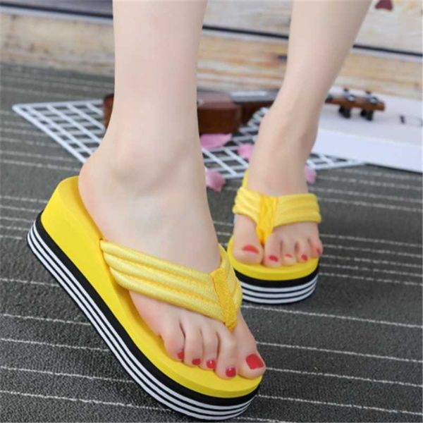 summer 2021 fashion indoor slipper for girls 1942 y0731, Black
summer 2021 fashion indoor slipper for girls 1942 y0731, Black