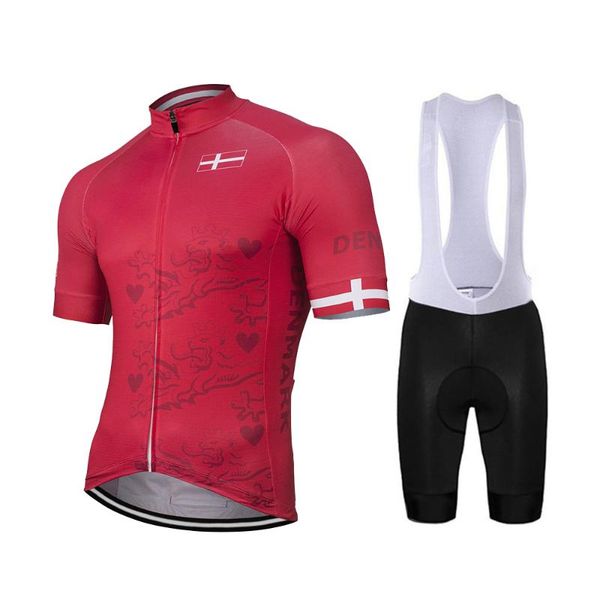 racing sets 2021 denmark summer cycling jersey set men bike road mountain race bicycle wear red 9d gel breathable ciclismo, Black;blue
racing sets 2021 denmark summer cycling jersey set men bike road mountain race bicycle wear red 9d gel breathable ciclismo, Black;blue