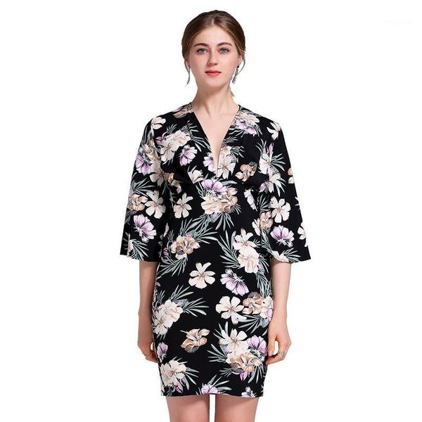Summer And Autumn Seven-sleeve Short Print Dress Temperament Elegant Lady-like V Collar Casual Dresses, Black;gray
Summer And Autumn Seven-sleeve Short Print Dress Temperament Elegant Lady-like V Collar Casual Dresses, Black;gray